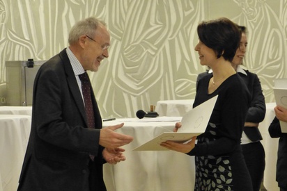 Urkundenübergabe Josef Ehmer und Irene Messinger © Edith Saurer Fonds